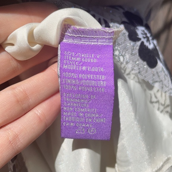 Satin Black and White Dress - Picture 6 of 6